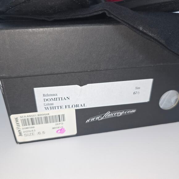 John Fluevog Domitian Sea Angel Brogue Oxford White Floral Red Patent 6.5 w/Box - Picture 12 of 12